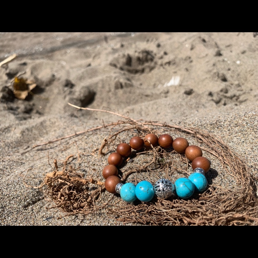 Blue & Wood Bead Beaded Bracelet